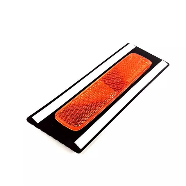 8E0945072B - : Side Marker Lamp for Audi: S4 Image