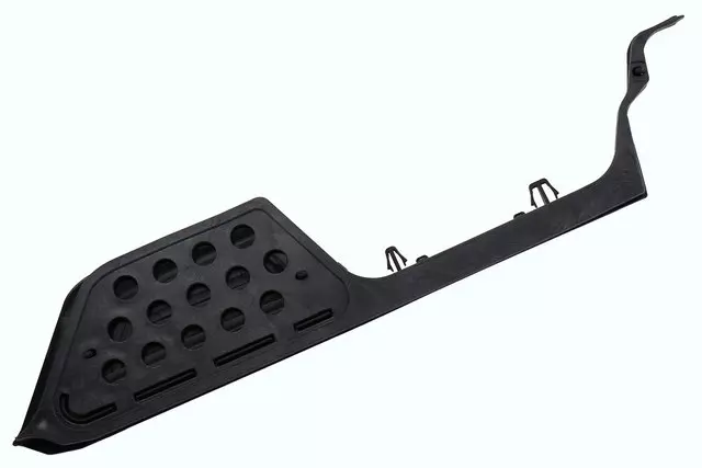 Passenger Side Quarter Outer Panel Belt Upper Baffle - GM (25801340)