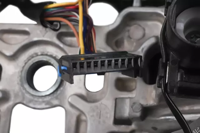 19418312 - : Black Steering Wheel for GM Image