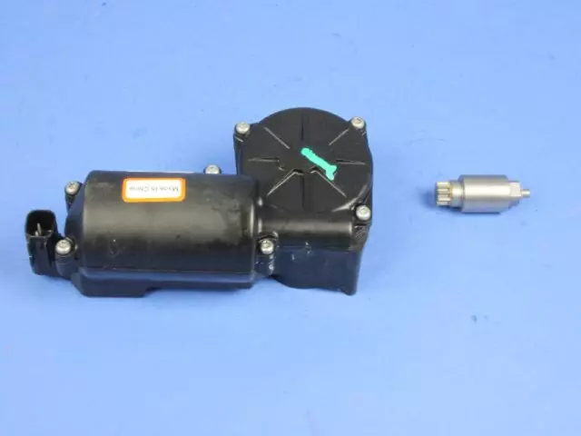 Power Cinch Actuator, Right - Mopar (68187830AC)