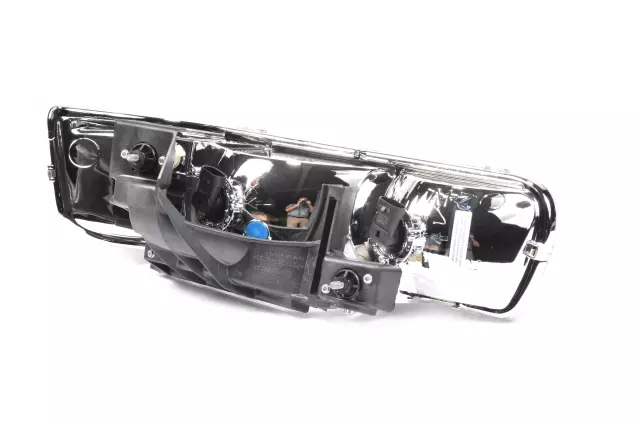 16526134 - : Passenger Side Headlamp Assembly for Chevrolet: Silverado 1500, Silverado 1500 HD, Silverado 2500, Silverado 2500 HD, Silverado 3500, Suburban 1500, Suburban 2500, Tahoe Image