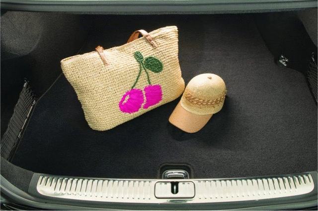 J6F12AC100 - Interior: Cargo, Mat, Carpeted for Kia: K900 Image