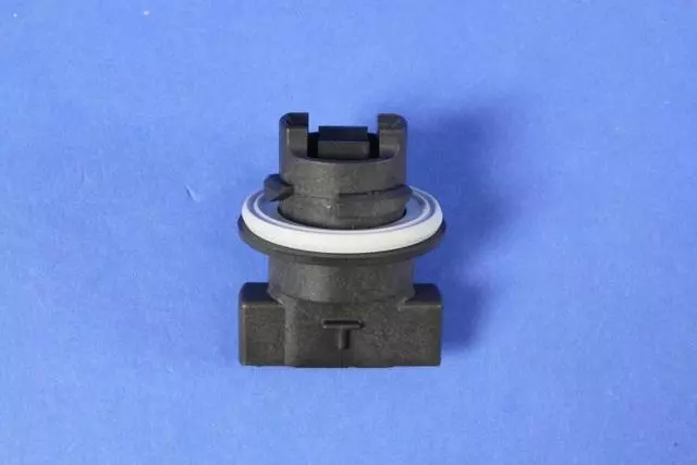 Socket - Mopar (04805206AA)