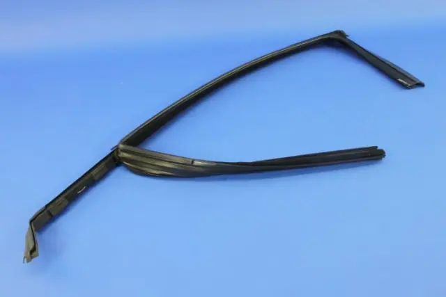 Front Door Glass Run, Right - Mopar (68159992AD)