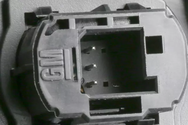 Jet Black Roof Console - GM (84009577)