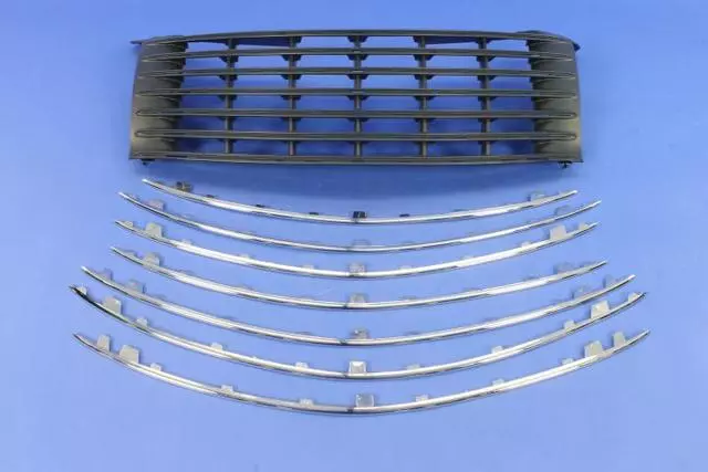 Radiator Grille - Mopar (05102954AA)