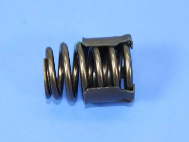Exhaust Valve Spring - Mopar (05037477AD)