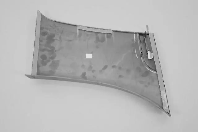 Quarter Lower Applique, Right - Mopar (WW22TZZAA)