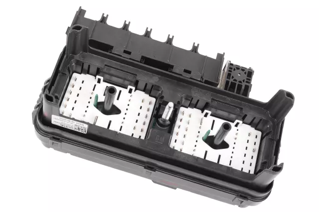 84873145 - : Engine Wiring Harness Junction Block for Cadillac: CT5 Image