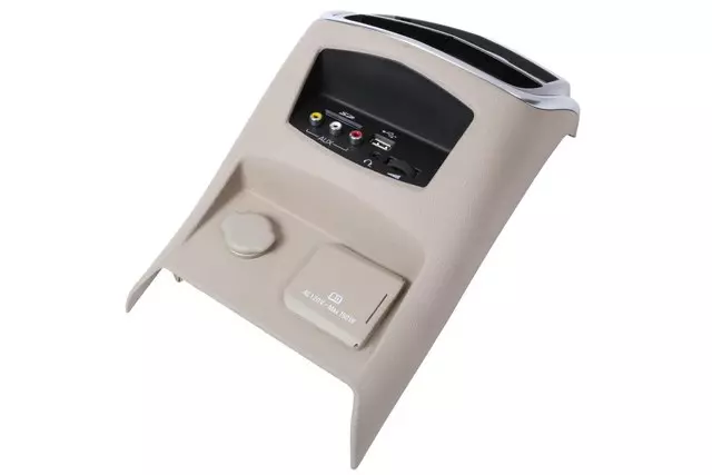 23142142 - Body: Rear Trim for Cadillac: XTS Image