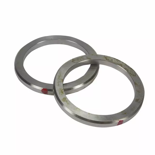 D9AZ4067A - Front Drive Axle: Shim for Ford: F-150, F-150 Heritage, F-250, F-250 HD, F-250 Super Duty, Mustang | Lincoln: Navigator Image