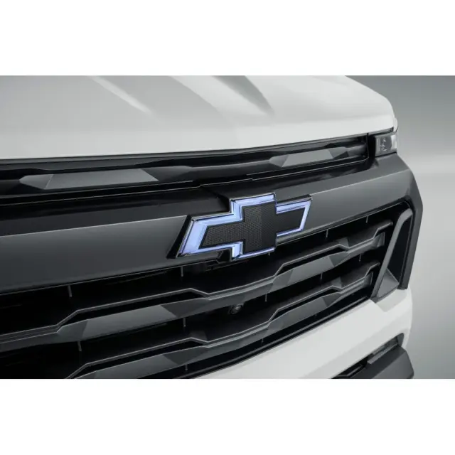 85628058 - Exterior: Illuminated Bow-Tie Emblem for Chevrolet: Colorado Image