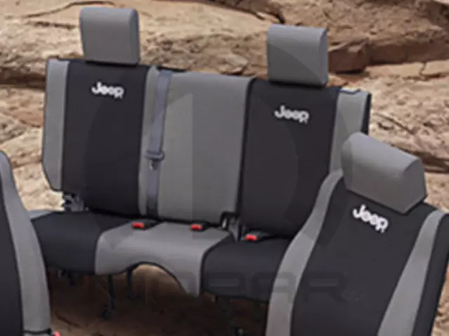 Cover - Mopar (82210329)