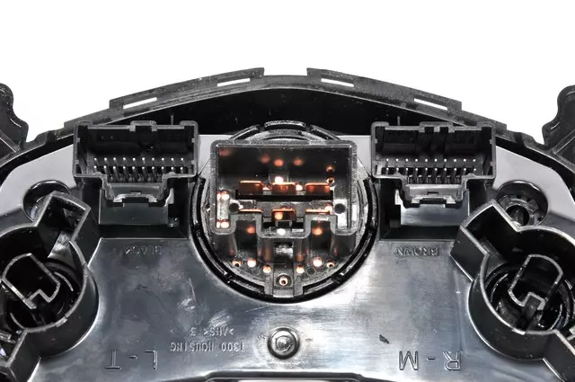 1574612 - Body: ACDelcoâ„¢ Heater Control for GM Image