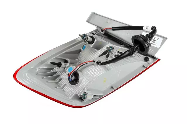 84078119 - : Passenger Side Rear Body Tail Lamp for Chevrolet: Cruze Image