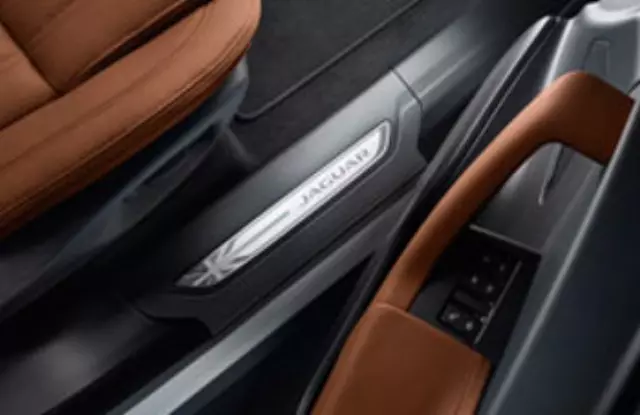 T4A5867PVJ - Exterior: Sill Treadplates - Union Jack - Ebony for Jaguar Image