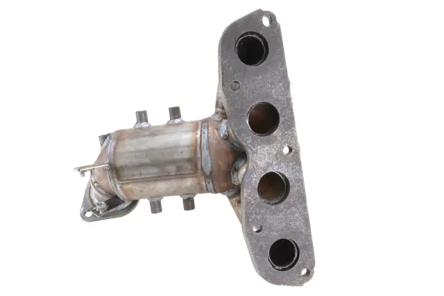 Federal / EPA Catalytic Converter - Direct Fit w/ Integrated Manifold - AP Exhaust (641618)