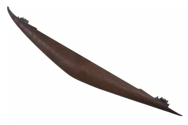 23356399 - Body: Center Molding for Cadillac: Escalade Image