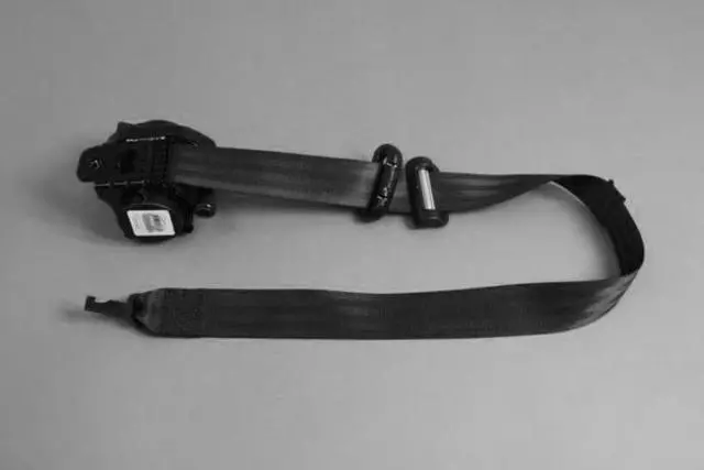 1RU73JXWAK - : Front Seat Belt And Retractor, Left for Fiat: 500 Image