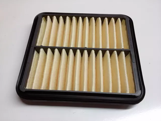 1780121020 - Air &amp; Fuel Delivery: Air Filter for Toyota: Prius Image