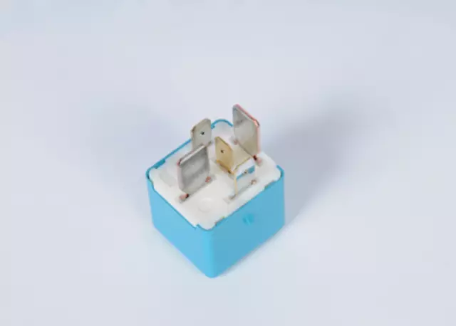 D1782C - HVAC: ACDelcoâ„¢ Relay for Pontiac: Vibe Image