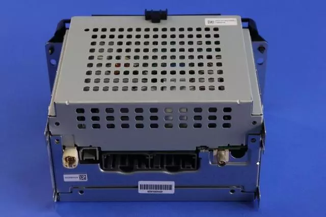 Radio - Mopar (Z8209667AF)