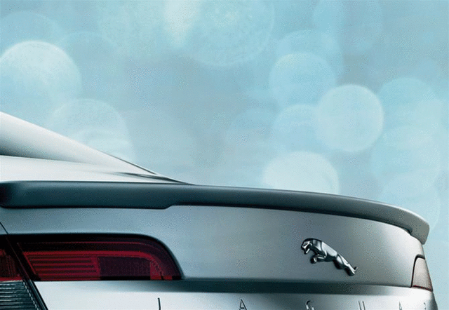 C2Z5623XXX - : Spoiler - Trunk Lid - Primer for Jaguar Image