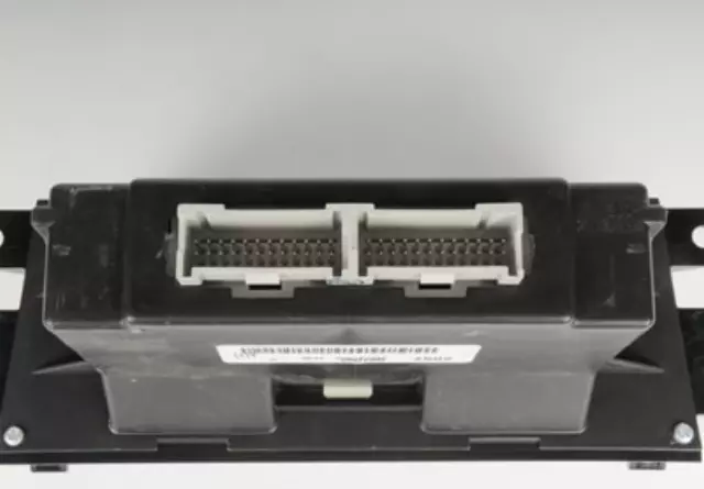 15812057 - Body: Heater Control for Cadillac: STS Image