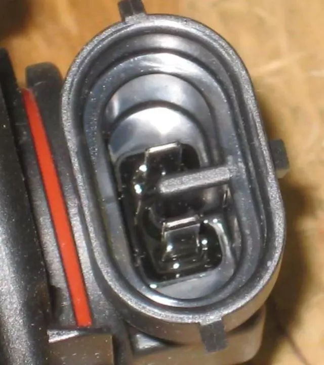 Fog Lamp Assembly - Toyota (81210-0D042)