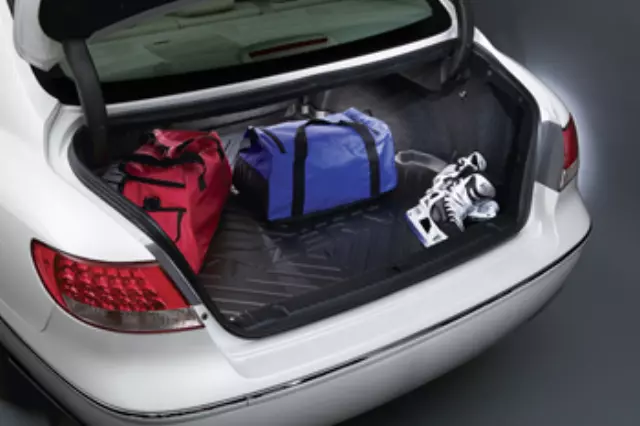 U81203L000 - Interior: 2007-2011 Hyundai Azera - Cargo Area Tray for Hyundai: Azera Image