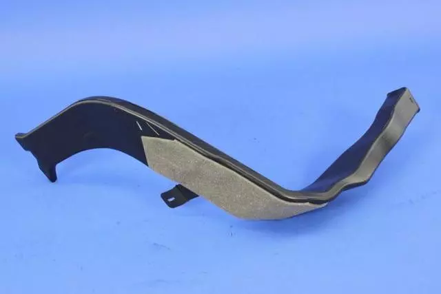 Air To Rear Seat Duct, Right - Mopar (68103151AA)