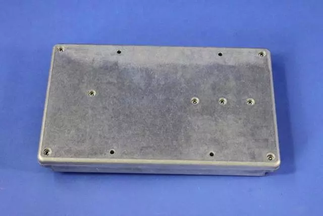Amplifier - Mopar (68547726AB)