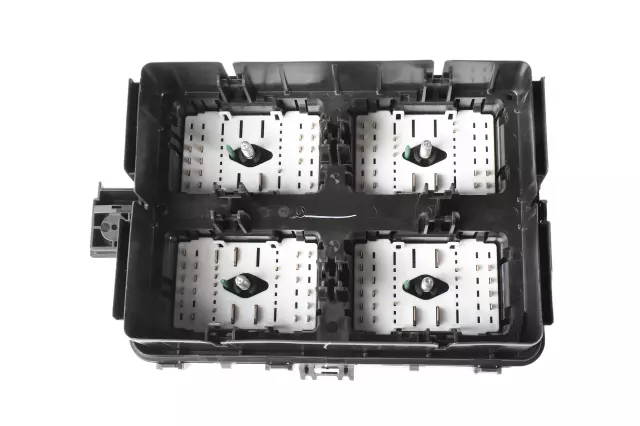 Fuse & Relay Box - GM (85655313)