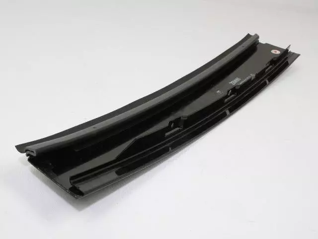 5288839AG - : B Pillar Applique, Left for Chrysler: PT Cruiser Image