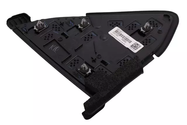 Black Rear Driver Side Body Upper Applique - GM (84811061)