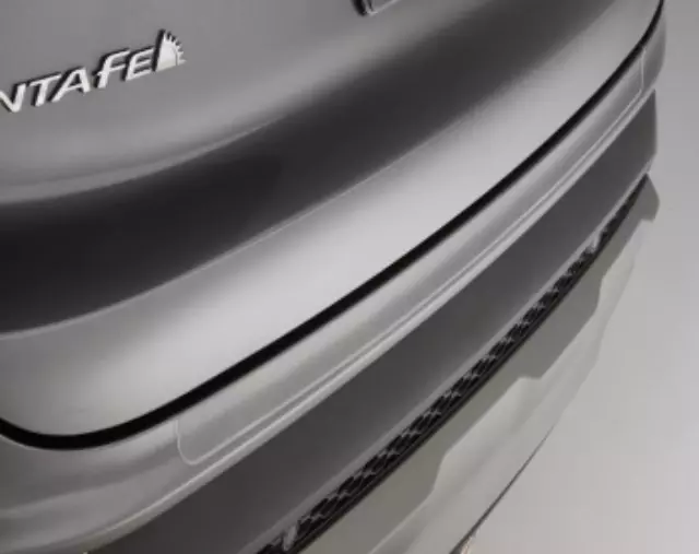 S2F28AU002 - : Rear Bumper Applique for Hyundai: Santa Fe Image
