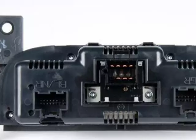 22745746 - Body: Heater Control for Chevrolet: HHR Image