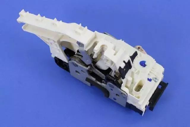 Latch - Mopar (68144016AC)