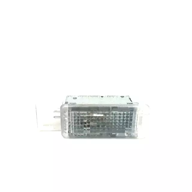 Cargo Lamp - Volkswagen (6L0-947-415)