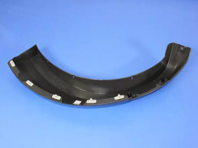 Fender Applique, Left - Mopar (5KH51CD7AB)