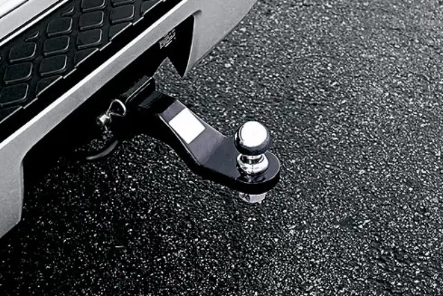 999T5BY100 - : Hitch Ball Mount, Class Iii for Nissan Image