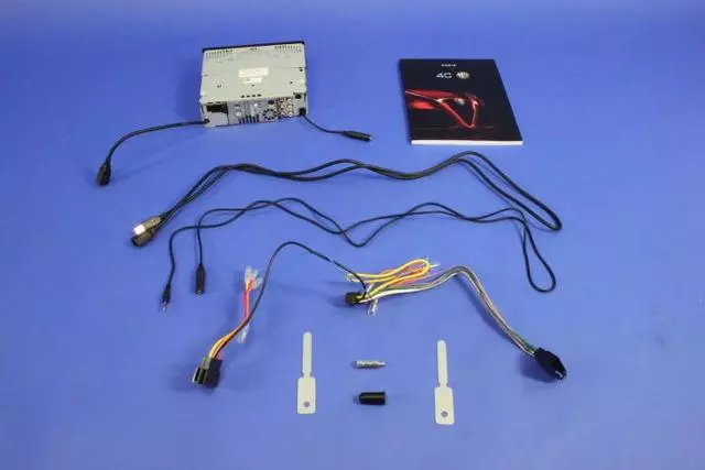 Genuine Alfa Romeo Radio Multi Media - Alfa Romeo (68276456AA)