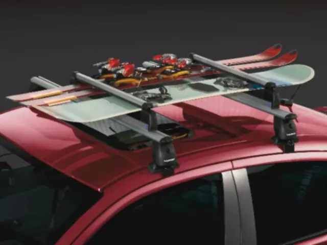Ski/snowboard Carrier Kit - Mopar (TCS92725)