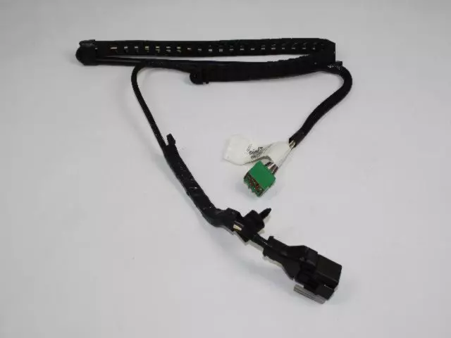 4868122AB - Electrical: Sliding Door Right Wire Track for Chrysler: Town &amp; Country, Voyager | Dodge: Caravan, Grand Caravan Image