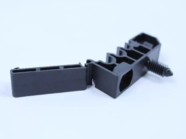 4 Way Clip - Mopar (68055051AA)