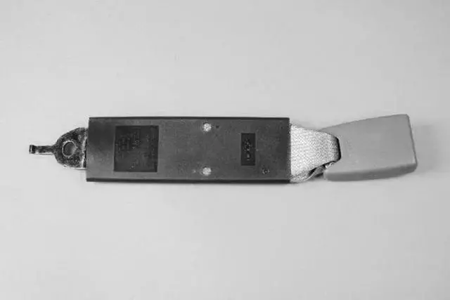 Buckle Half Seat Belt, Center - Mopar (5GW281J3AC)