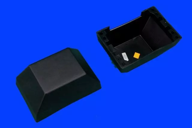 BUMPER - COOVER 68031424AA - Mopar (68031424AA)