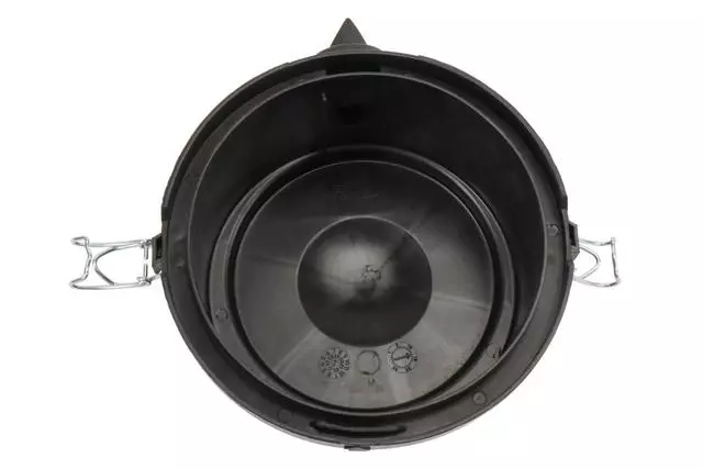 25831675 - : Part# 25831675 Air Cleaner Housing Cover for Chevrolet: Express 1500, Express 2500, Express 3500 | GMC: Savana 1500, Savana 2500, Savana 3500 Image