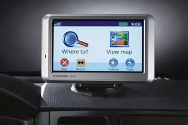 999Q5GU012 - Audio/Video: Portable Navigation System - Charcoal Mount for Nissan: Cube, Rogue, Sentra, Versa Image