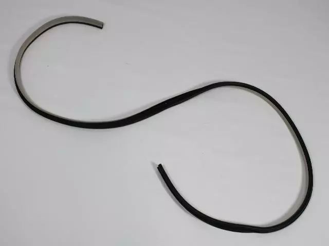 Ouverture De Porte Avant Joint D`etancheite - Mopar (0UQ20BD1AC)